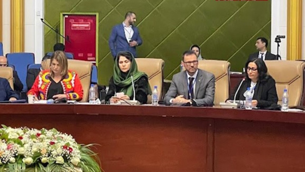 طالبان حقوق زنان را رعایت کنند
