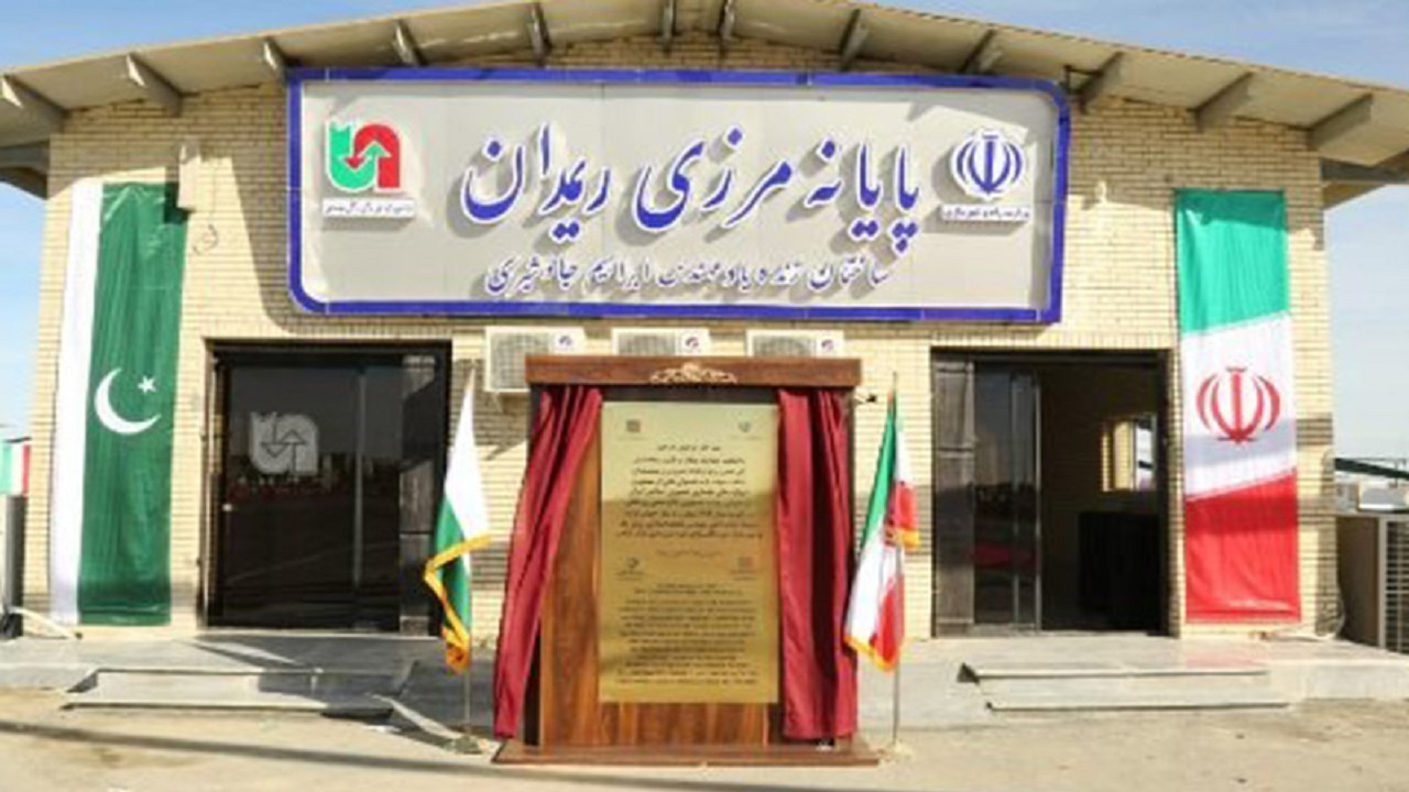تردد افزون بر ۷۷ هزار مسافر از پایانه مرزی ریمدان
