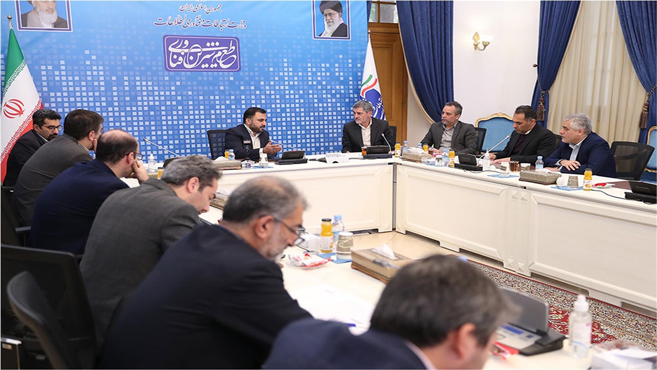 اتصال ساکنان فارس به شبکه فیبر نوری