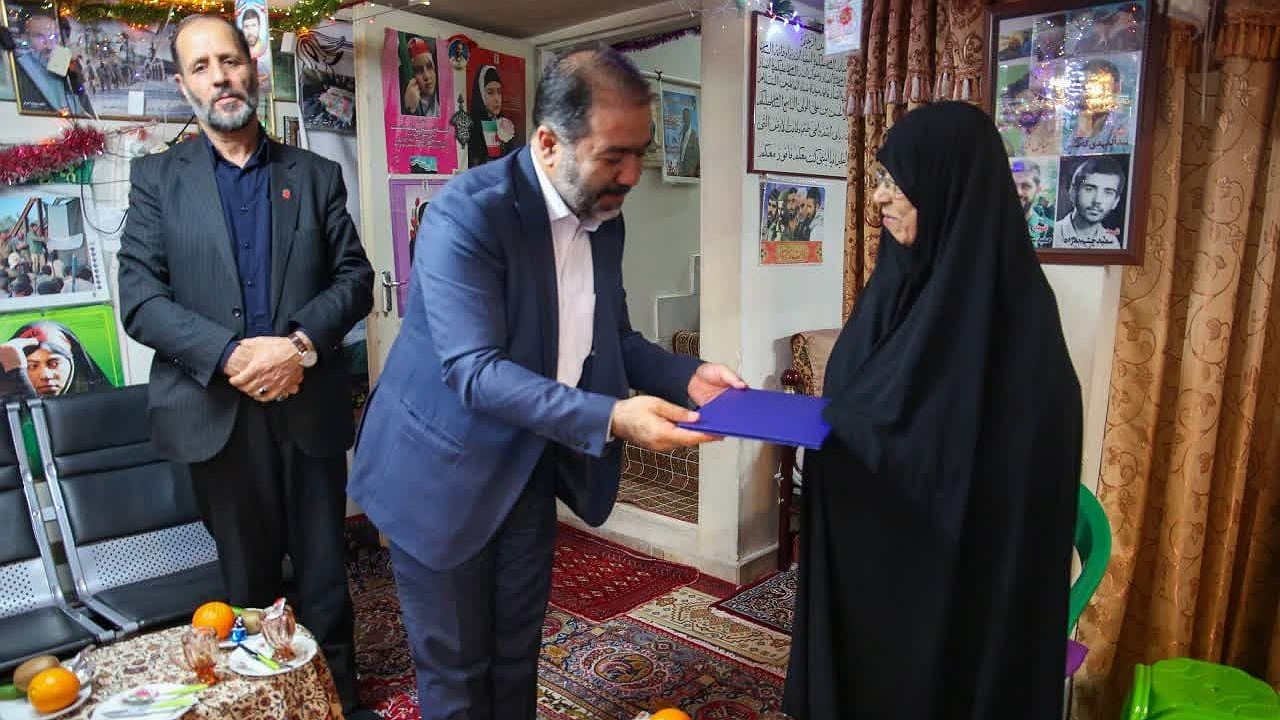 حضور استاندار اصفهان در منزل سردار قوچانی
