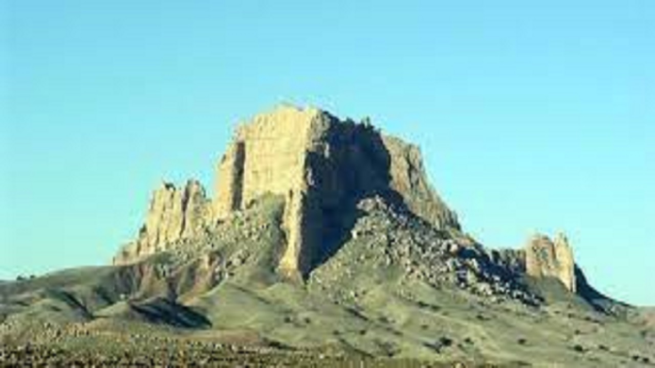 دژ سلیمان یادگاری از دوره‌ی سلجوقی در گچساران