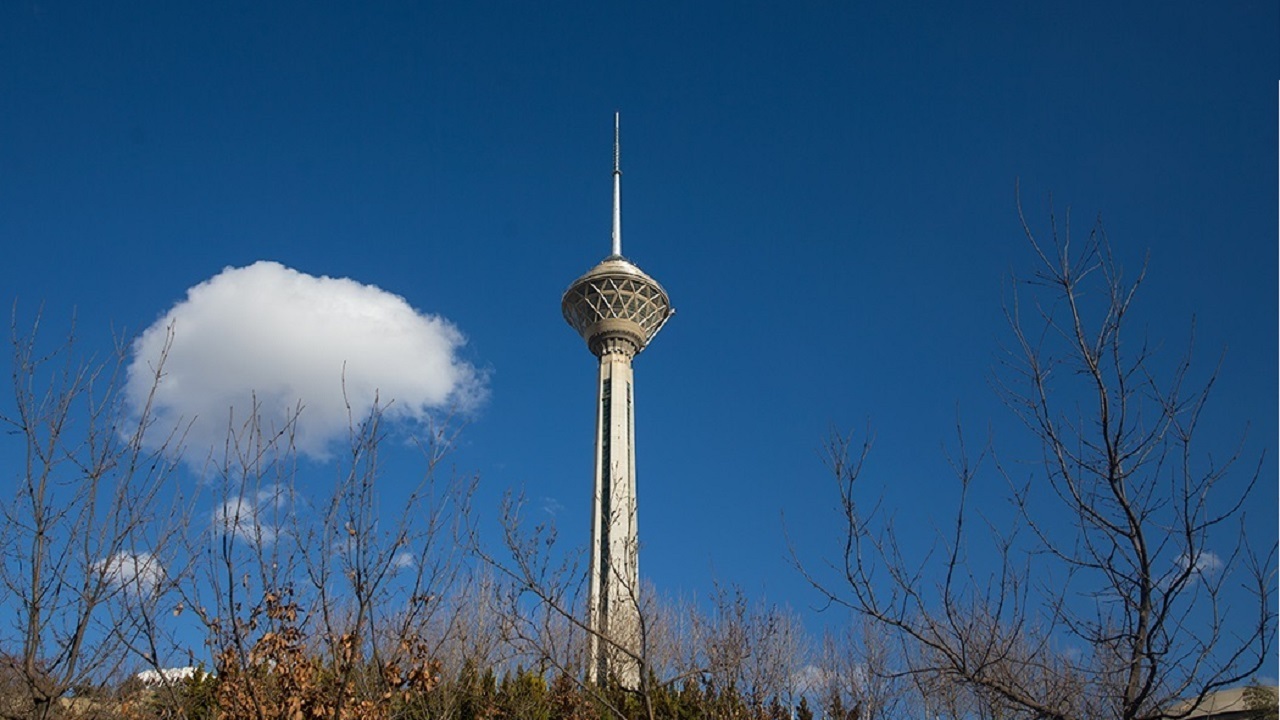 هوای تهران پاک است