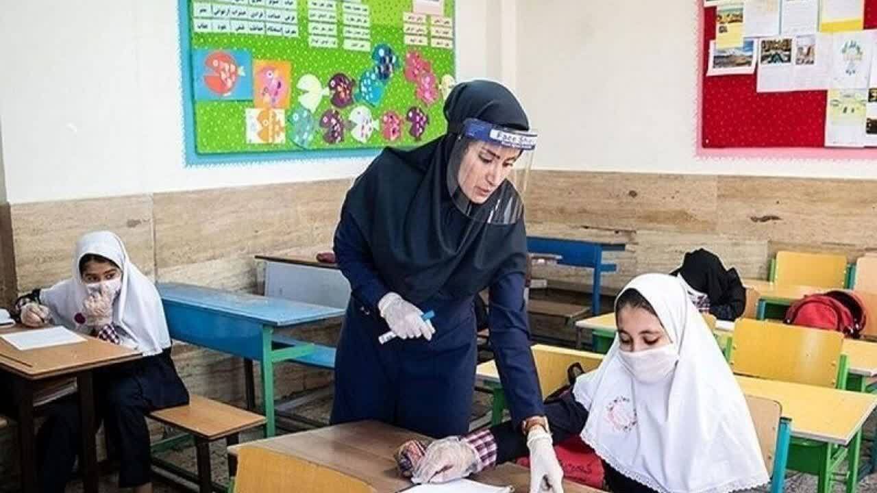 پرداخت بخشی از معوقات فرهنگیان اصفهانی