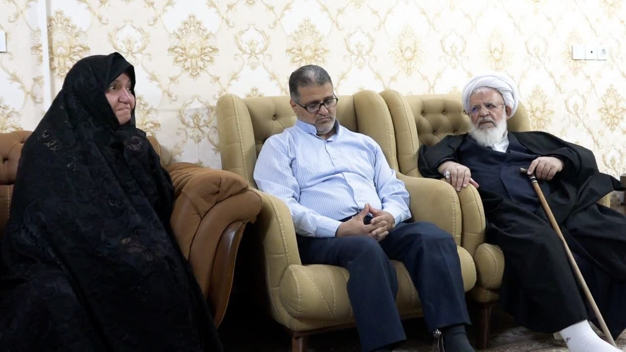 مادران و همسران شهدا الگوی بی بدیل مقاومت هستند