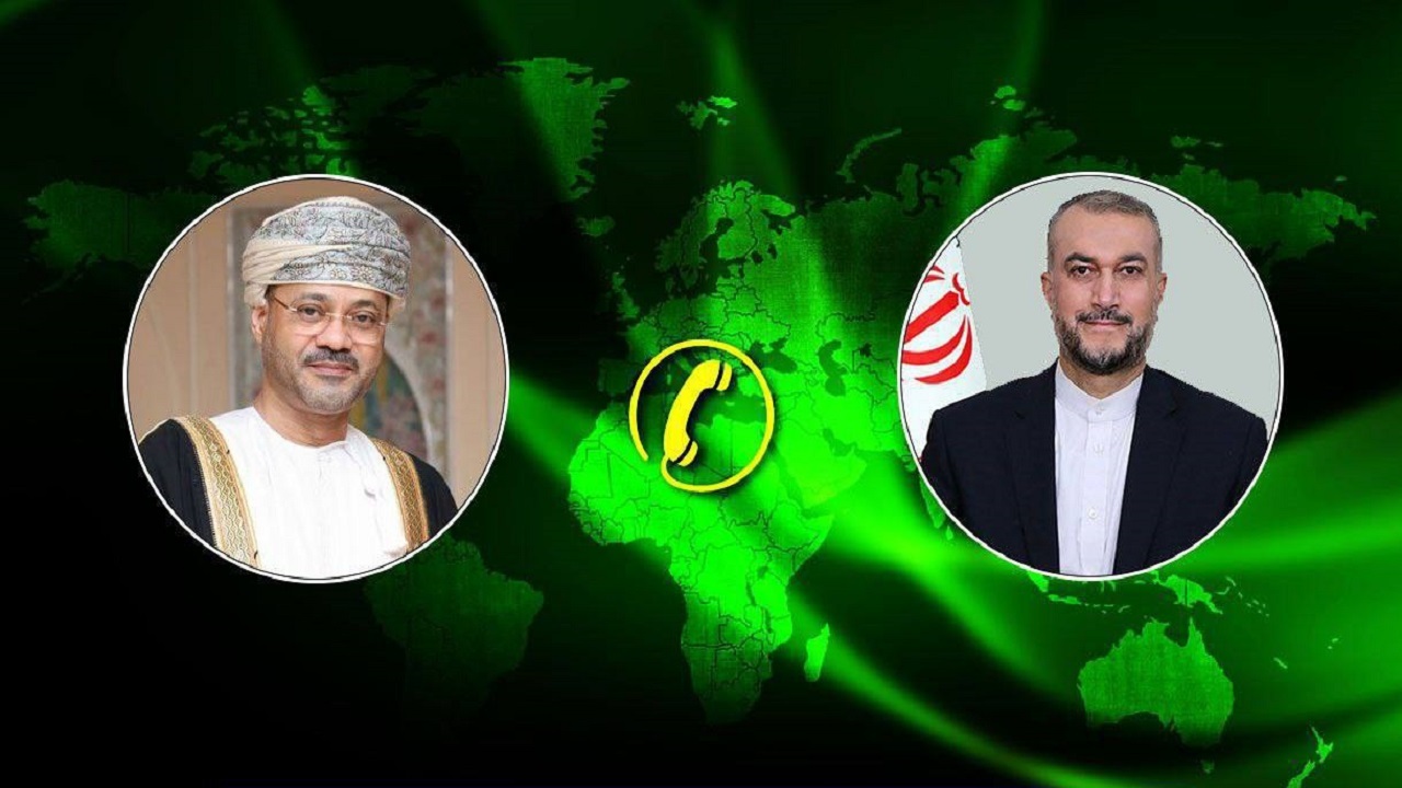 گفتگوی تلفنی وزرای خارجه ایران و عمان درباره روابط دو کشور