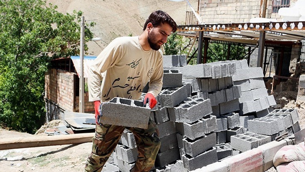 فعالیت نوروزی ۱۸۵ گروه جهادی اصفهان در مناطق محروم