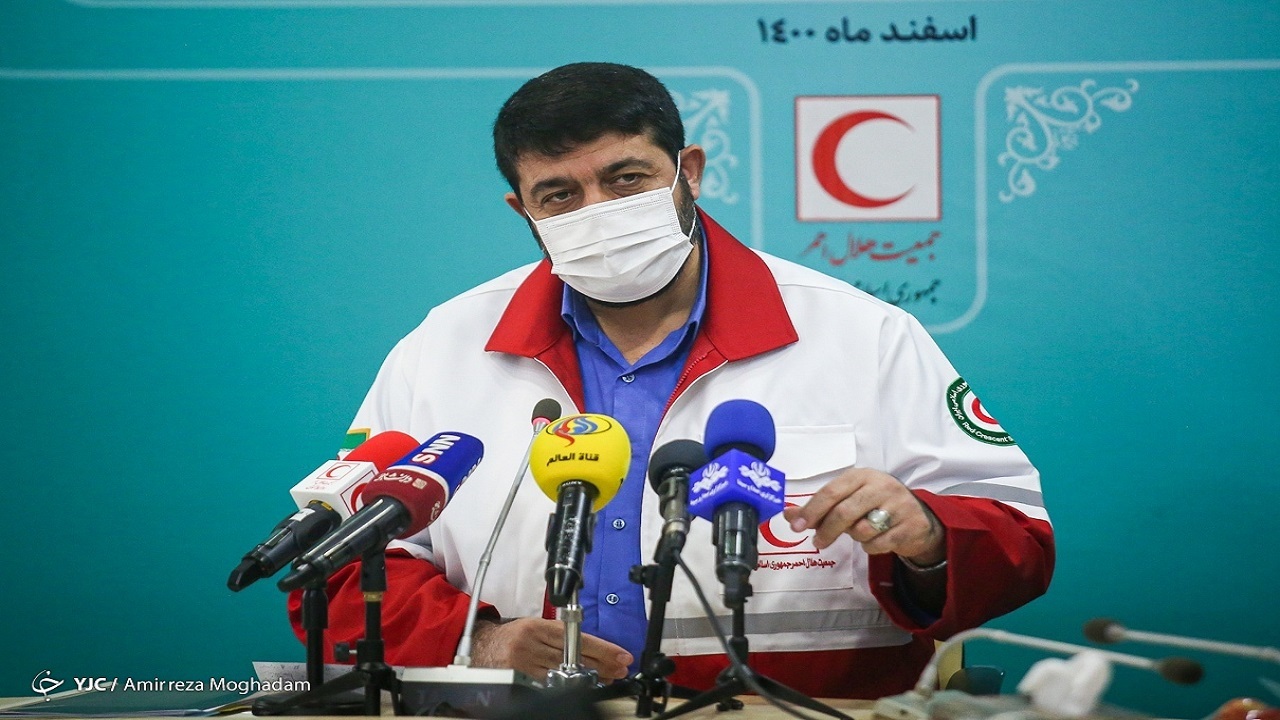 تحویل ۳۰۰ دستگاه آمبولانس به هلال‌احمر از اواخر اردیبهشت