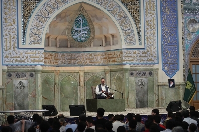مناجات خوانی سحری شب های ماه مبارک رمضان در حرم امام رضا (ع)