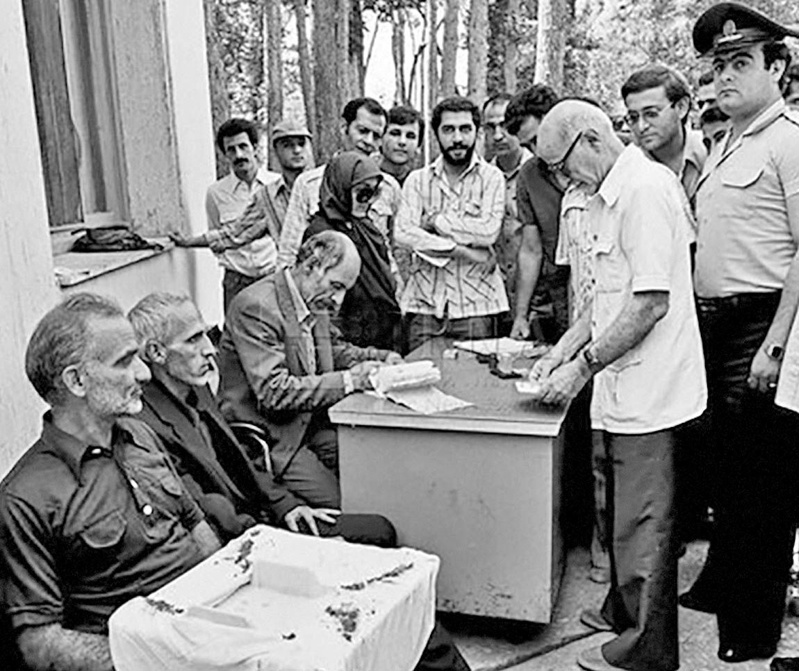 12 فروردین
