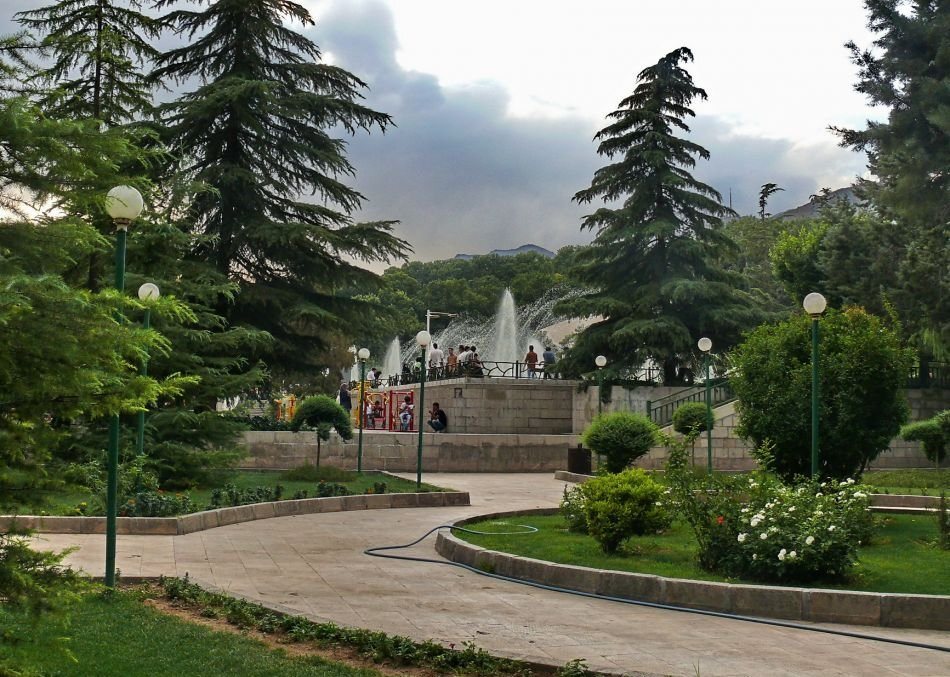 ۲۱۴ بوستان منطقه ۵ پذیرای شهروندان در روز طبیعت