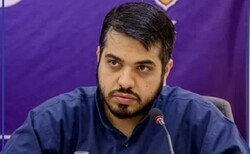اهتزاز ۱۰۰ ابرپرچم در پایتخت به مناسبت روز جمهوری اسلامی
