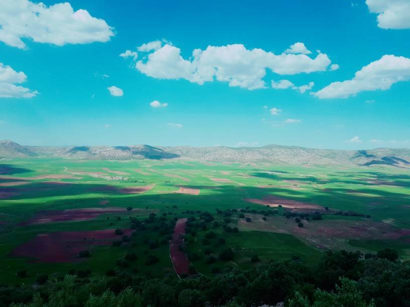 از