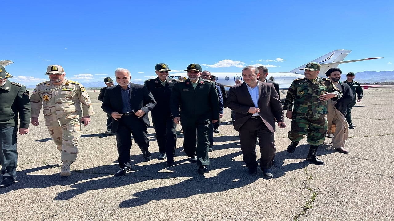 فرمانده کل انتظامی کشور وارد کرمانشاه شد