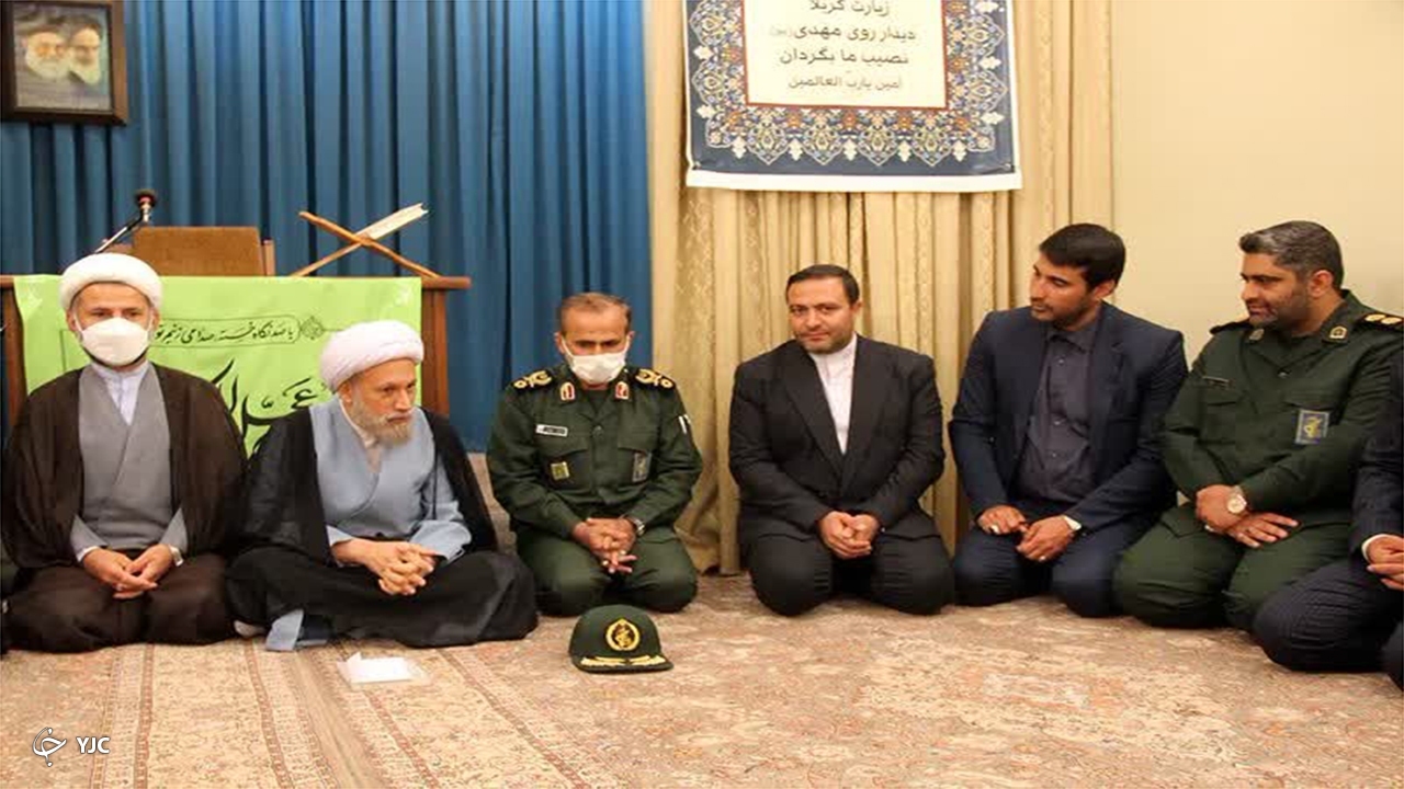 تقویت ارتباط حوزه و تعاونی‌ها از راه‌های مردمی‌ساز اقتصاد است
