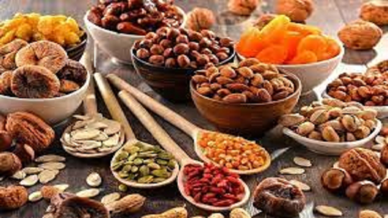 یک مشت آجیل برای درمان بیماری قلبی مفید است