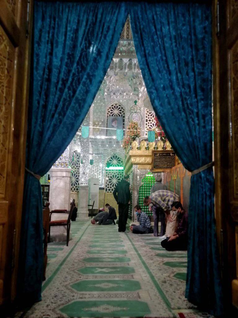از