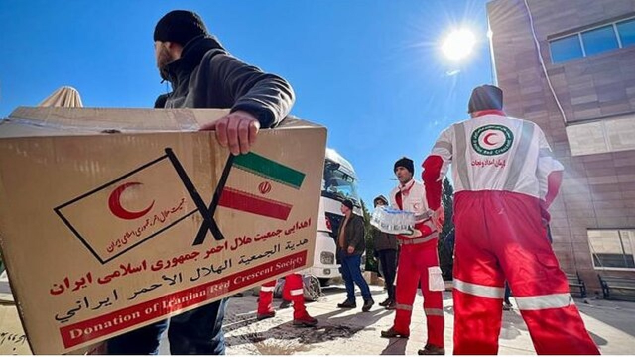 در تمامی عرصه‌ها از امدادگران داوطلب حمایت می‌کنیم