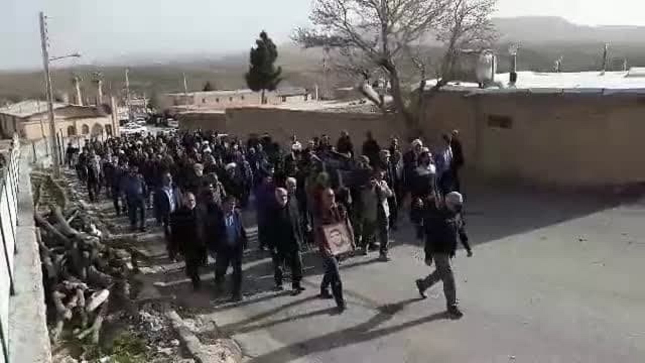 مادر شهید محمد گلی به فرزند شهیدش پیوست