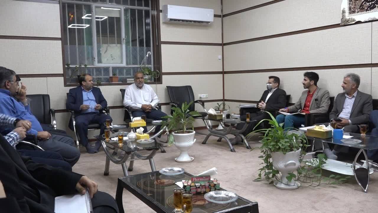 رسانه‌ها باید نمایندگان را به سمت نظارت و قانون‌گذاری ببرند