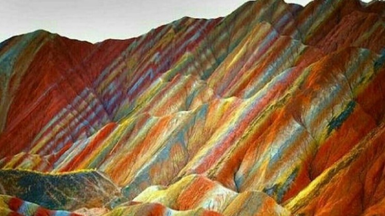 کوه‌های رنگی ماهنشان؛ بهشت گمشده زنجان+تصاویر