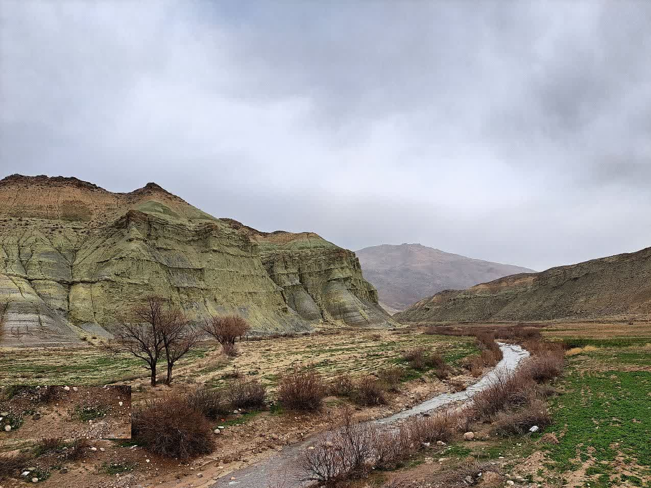 کوه&zwnj;های رنگی ماهنشان