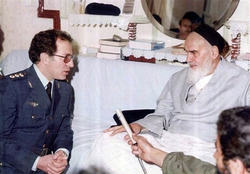 شهید فکوری در دیدار با امام