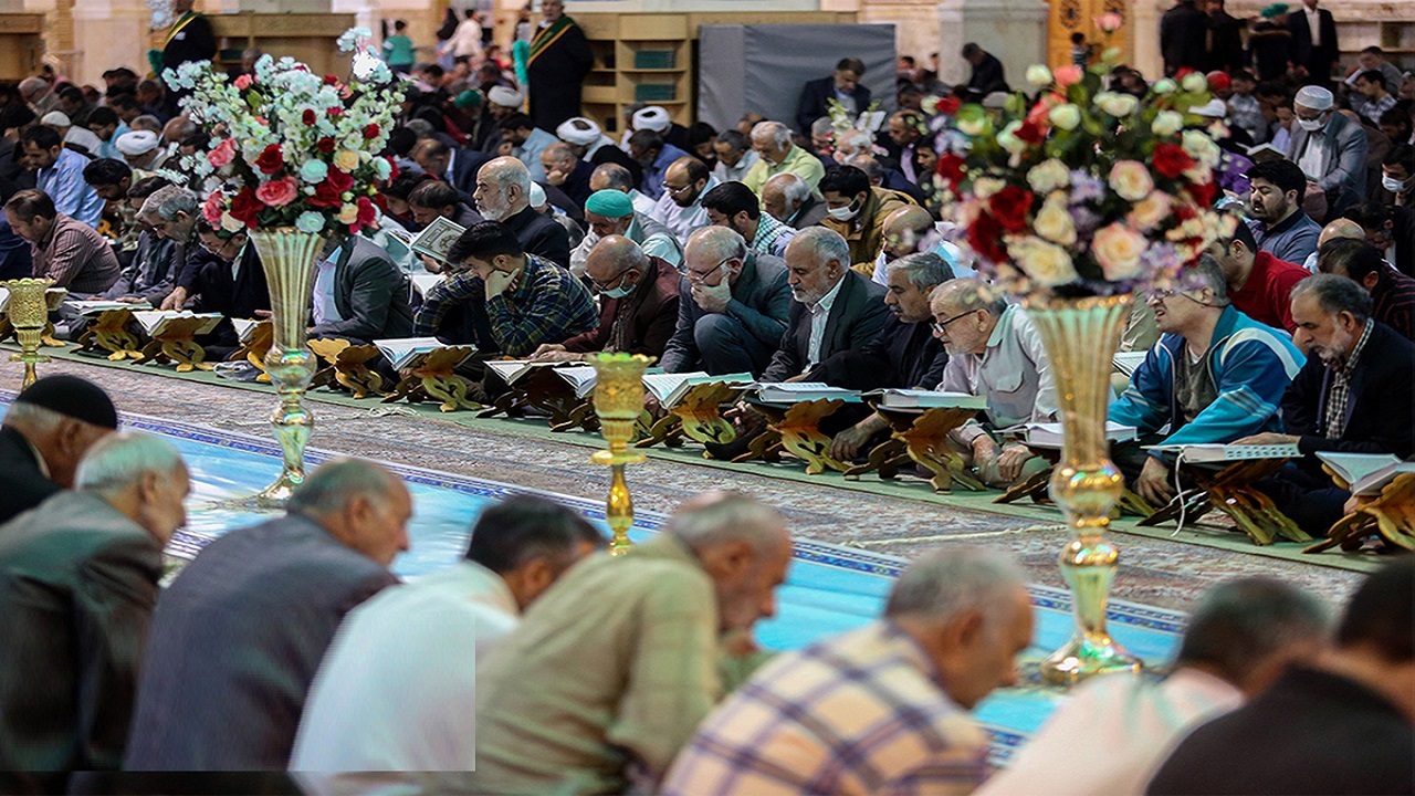 برپایی محفل جزء‌خوانی قرآن کریم در ٣١٠ مسجد قم