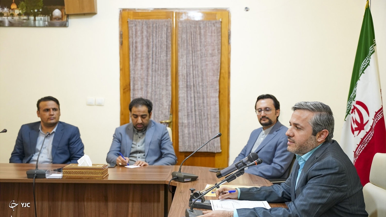 برگزاری نمایشگاه نگین آفتاب در سومین حرم اهل بیت (ع)