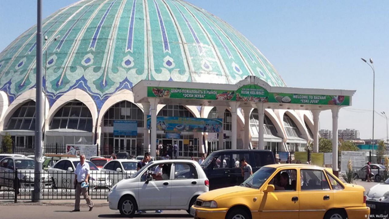 نشست کشورهای همسایه افغانستان درباره تحولات آن