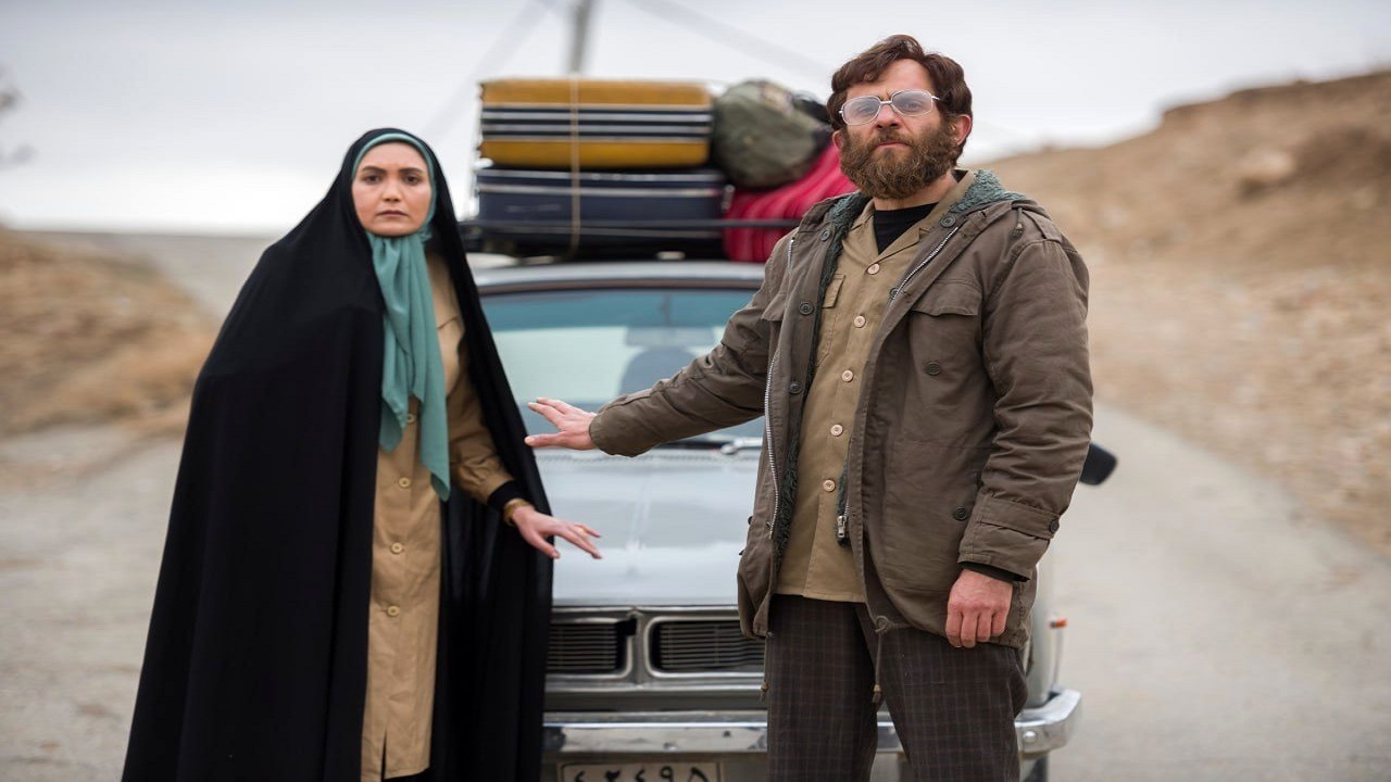 اکران فیلم سینمایی «غریب» در مناطق فاقد سینما