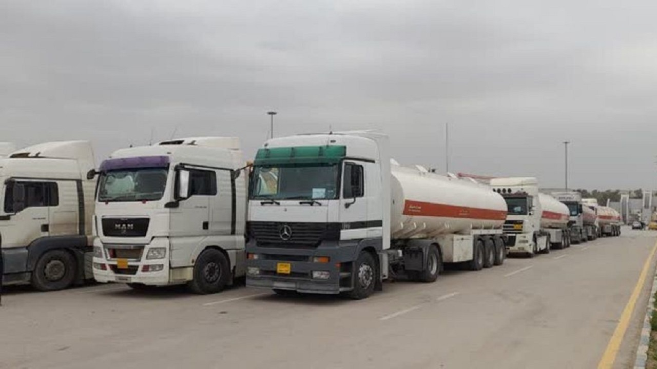 ورود روزانه بیش از ۳۰۰ دستگاه تانکر حامل مواد سوختی از اقلیم کردستان عراق به کشور