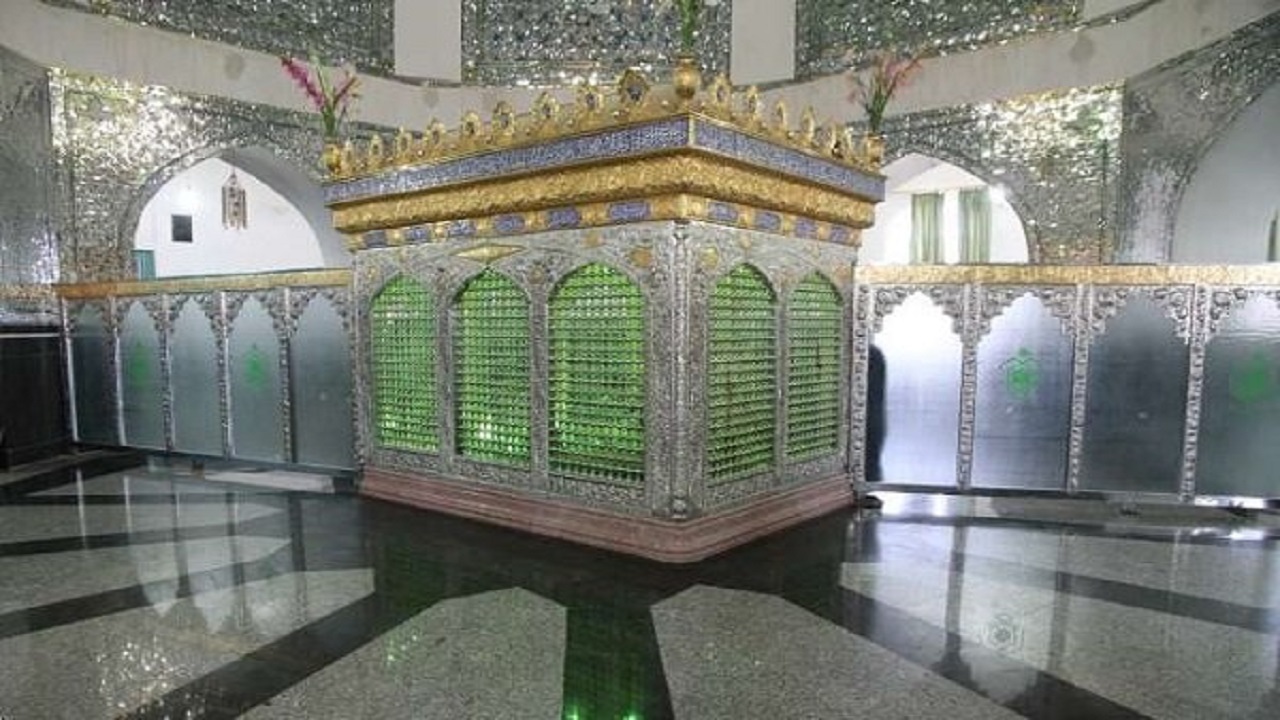 ۱۴ بقعه متبرکه خراسان جنوبی میزبان جشن میلاد کریم اهل بیت (ع)