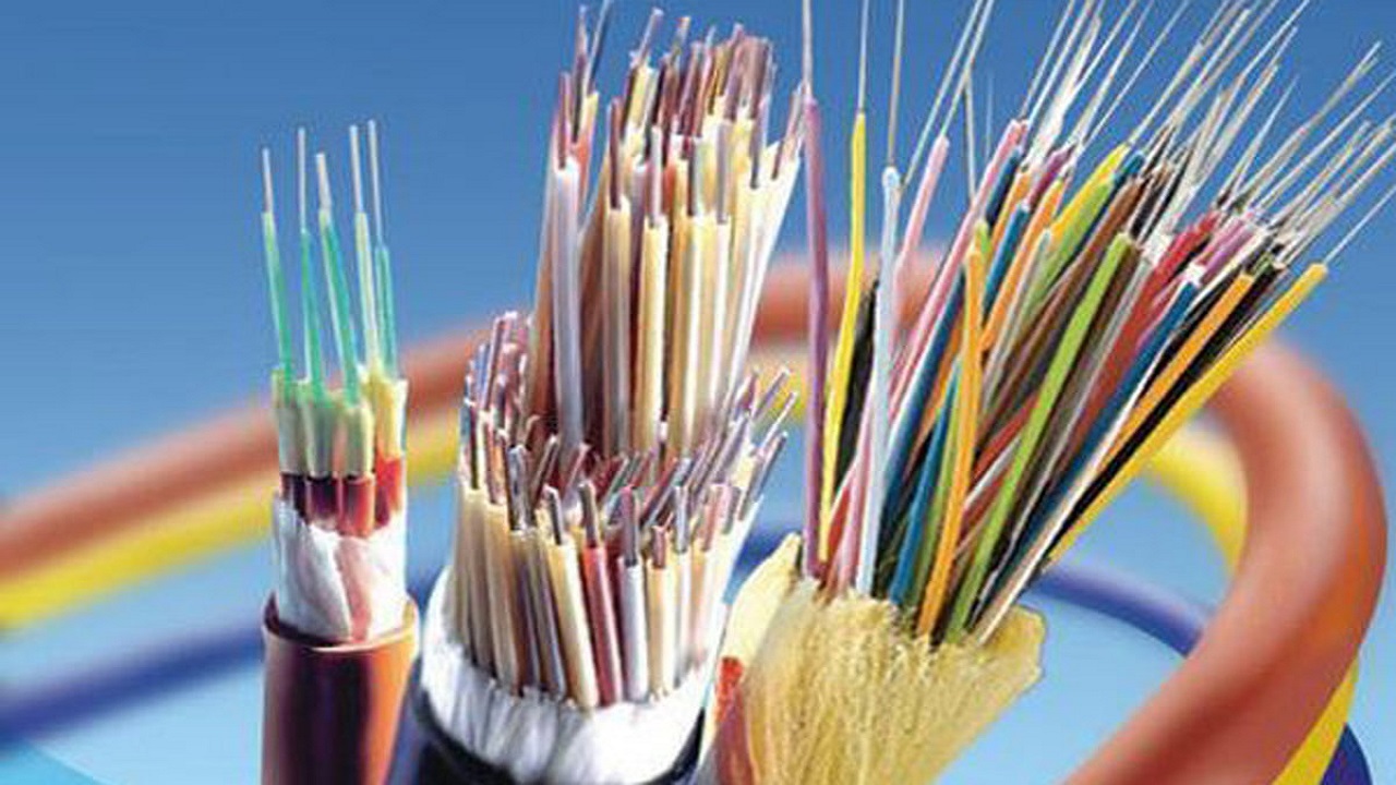 احداث ۲ هزار کیلومترخط فیبر نوری دیگر در آذربایجان غربی