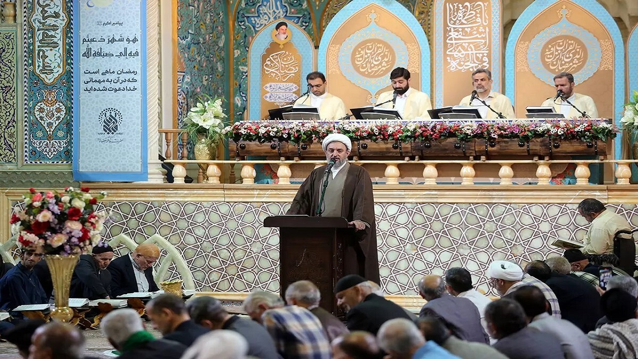 تمدن غربی کرامت انسانی را از جامعه بشری گرفته است