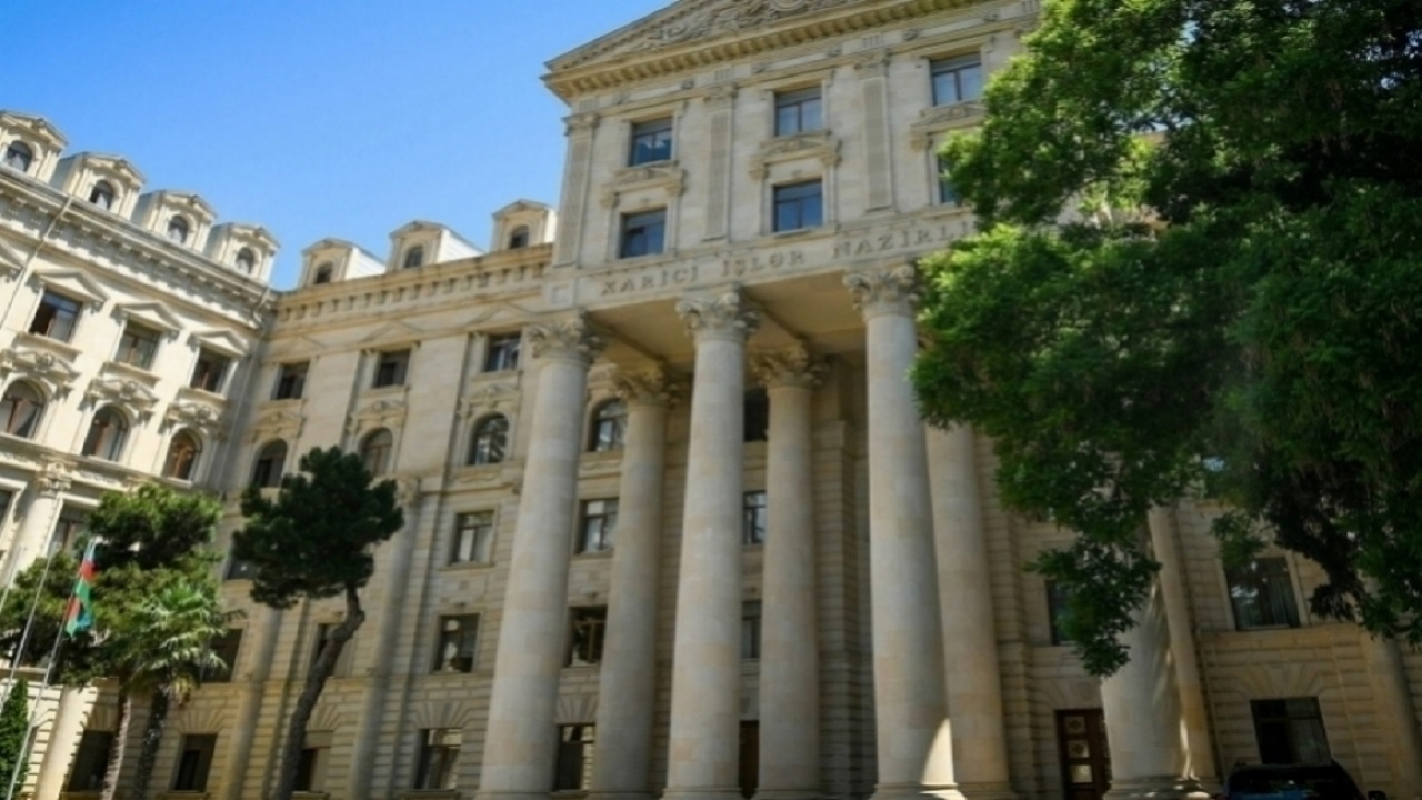 اخراج ۴ کارمند سفارت ایران از باکو