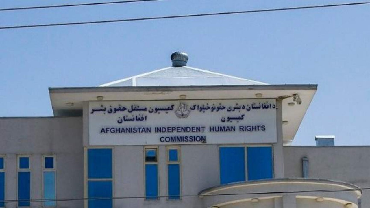 طالبان دستور ممنوعیت کار زنان در سازمان ملل را لغو کند
