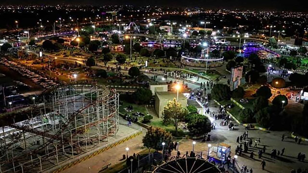 شهربازی کرمان در ماه رمضان، پذیرای شهروندان است