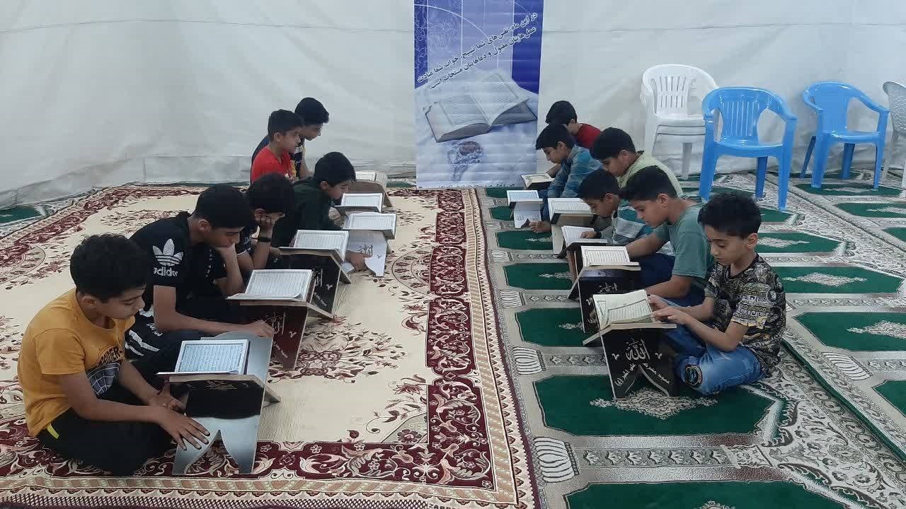 حضور نوجوانان پارسیان در محفل انس با قرآن کریم + تصاویر