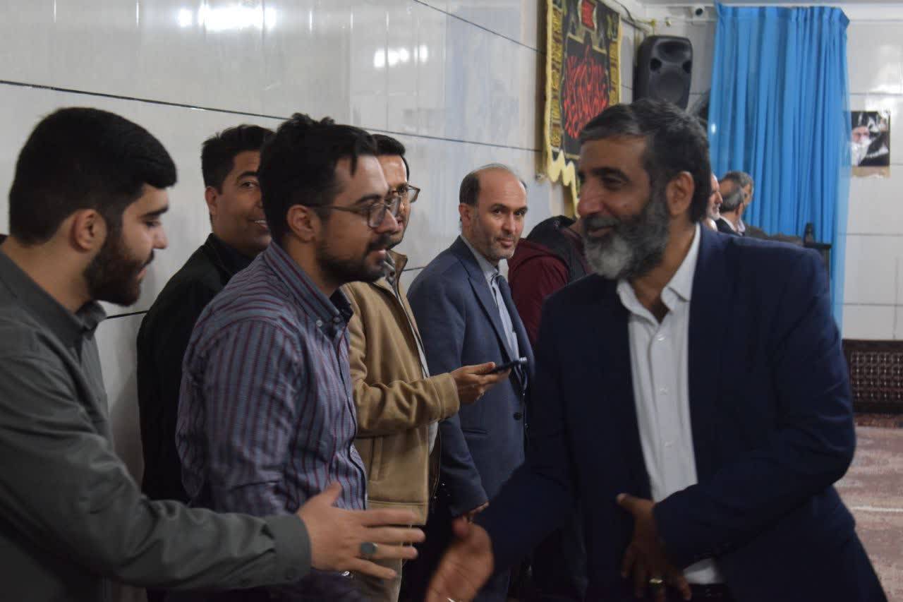 حسین یکتا