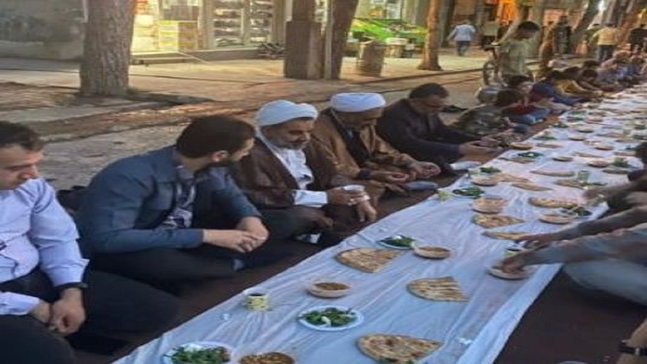سفره ساده افطاری برای ۲ هزار نفر در کلاله