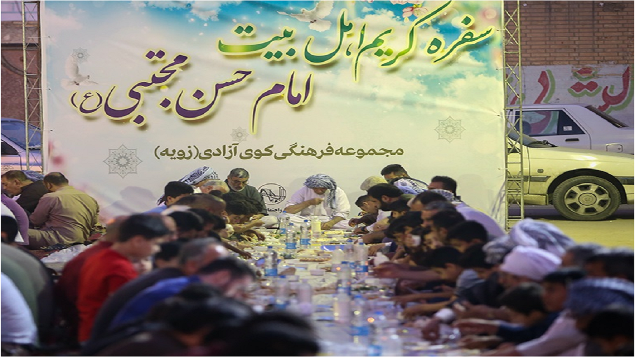 سفره افطاری ۲۰۰ متری کریم اهل بیت (ع) در اهواز پهن شد