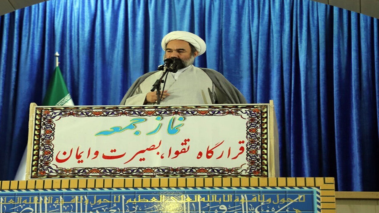 توجه و اشاعه عدل علوی در جامعه لازم است