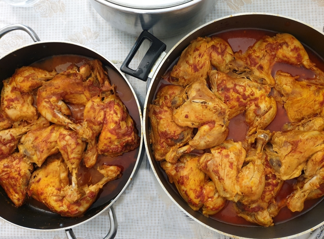 طبخ غذای نذری