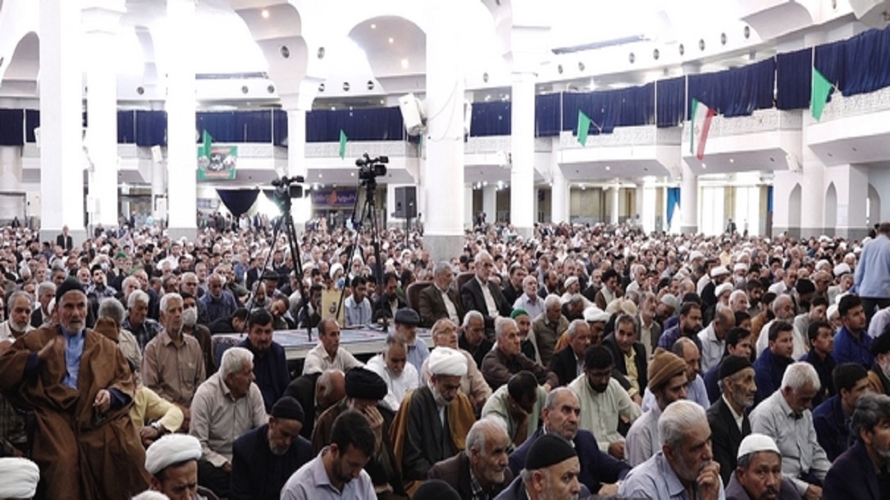 مسئولان برای رفع مشکلات اقتصادی همت کنند