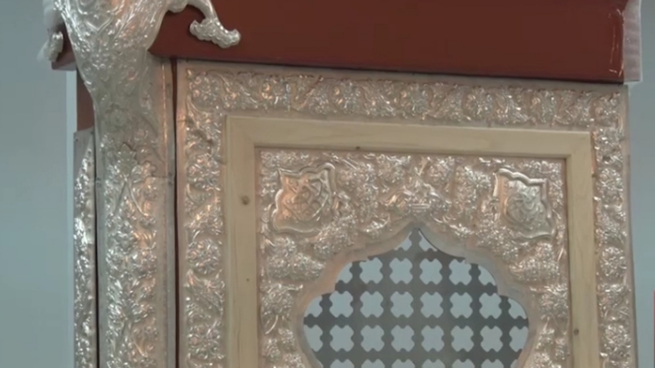 رونمایی قطعه‌ای از ضریح حرم حضرت عبدالعظیم حسنی