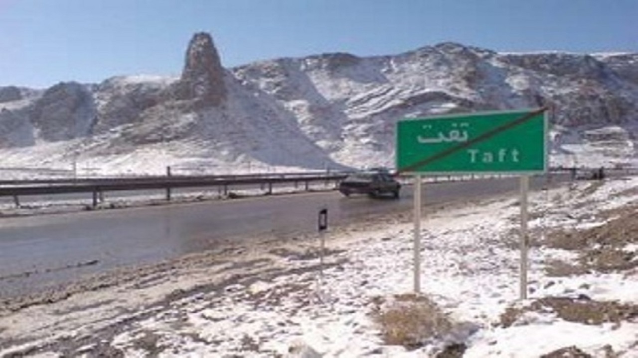 بارش برف بهاری در روستا‌های تفت