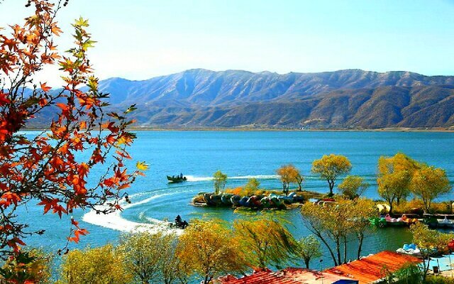 دریاچە