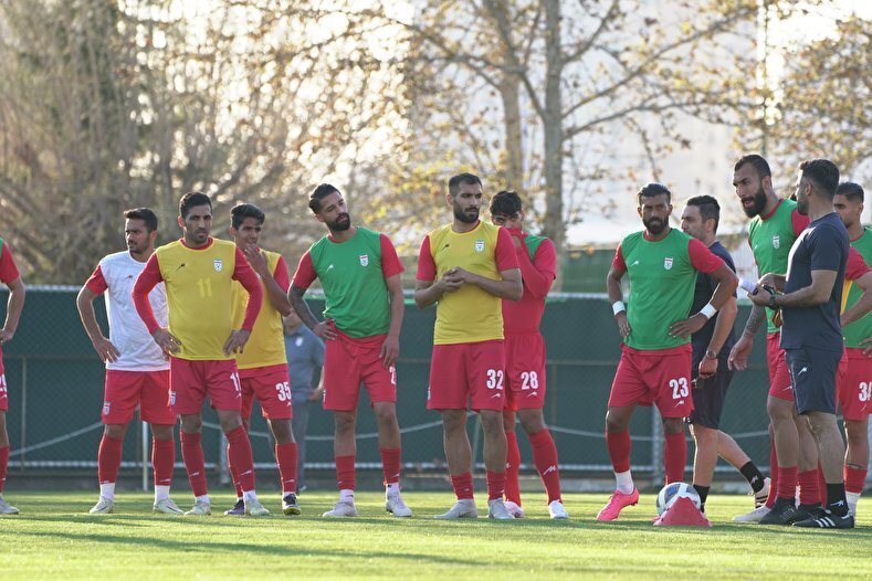 ایران- روسیه/ نخستین محک قلعه نویی روی نیمکت تیم ملی