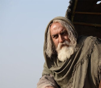 واکنش احسان علیخانی به گمانه&zwnj;زنی&zwnj;ها درباره پایان &laquo;عصر جدید&raquo;&nbsp; تا رونمایی تصویر بازیگر نقش &laquo;سلمان فارسی&raquo;