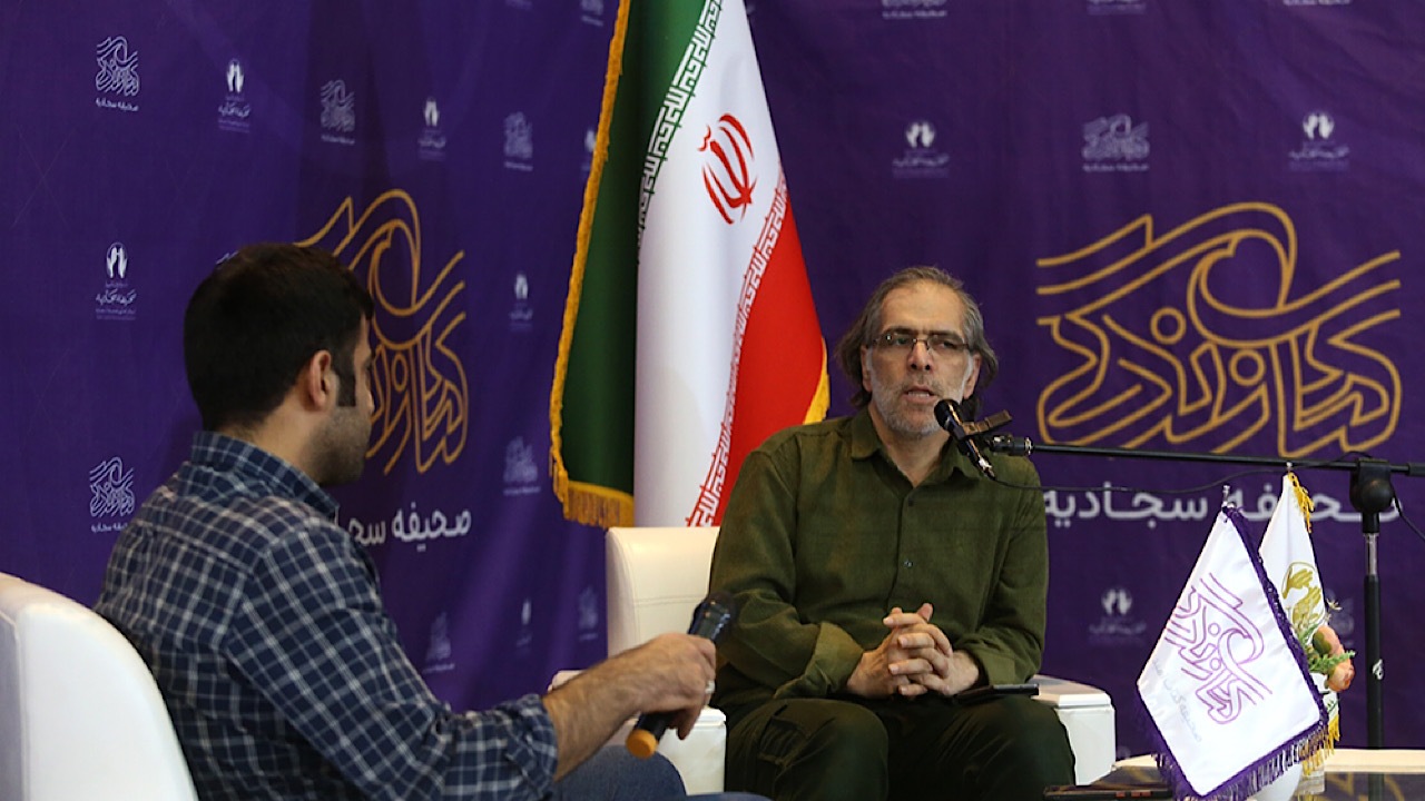 قرآن در ادبیات فارسی الگوست